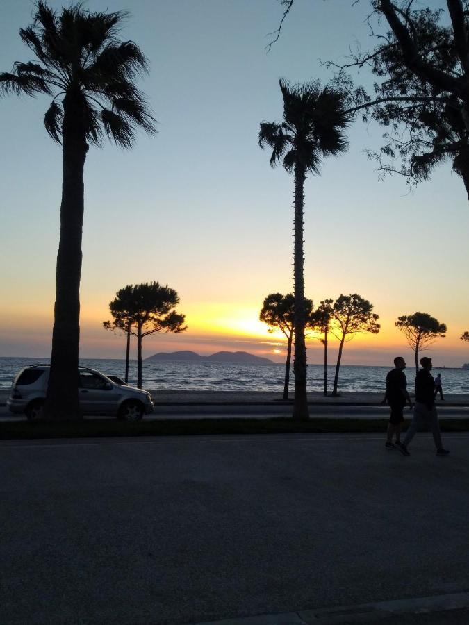 Sarah Appartamento Vlorë Esterno foto