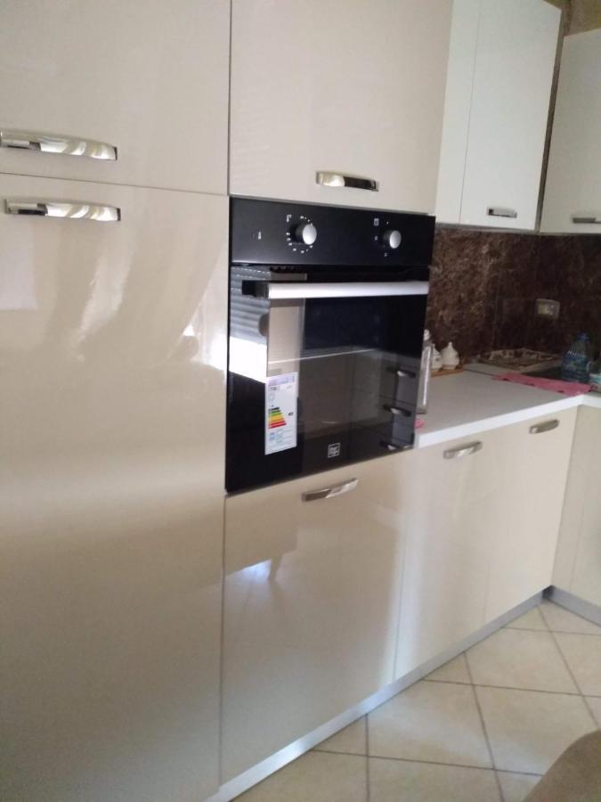 Sarah Appartamento Vlorë Esterno foto