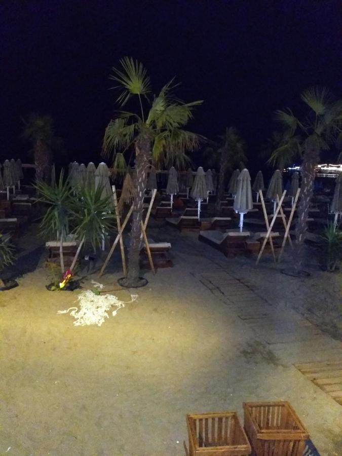 Sarah Appartamento Vlorë Esterno foto
