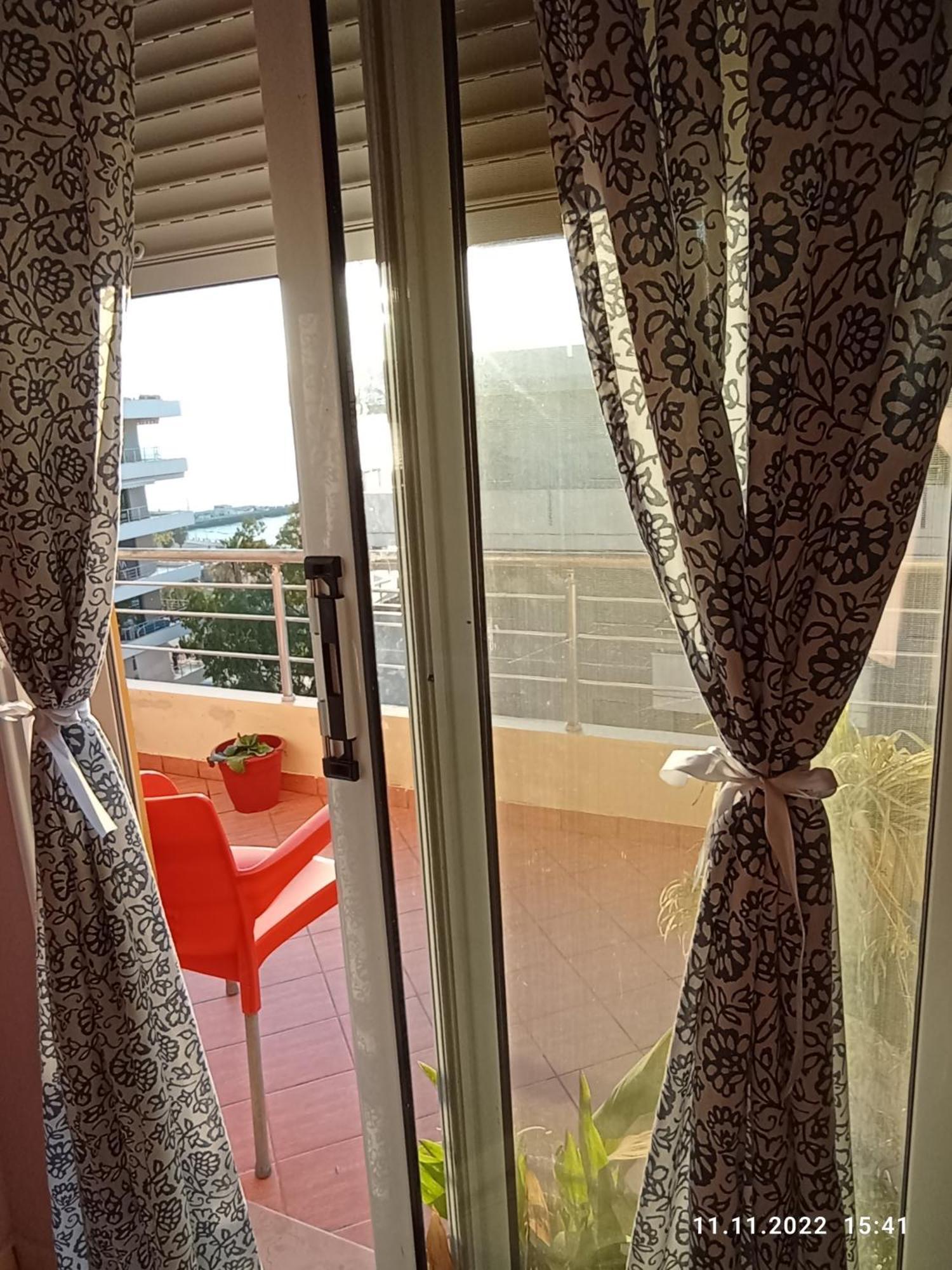 Sarah Appartamento Vlorë Esterno foto