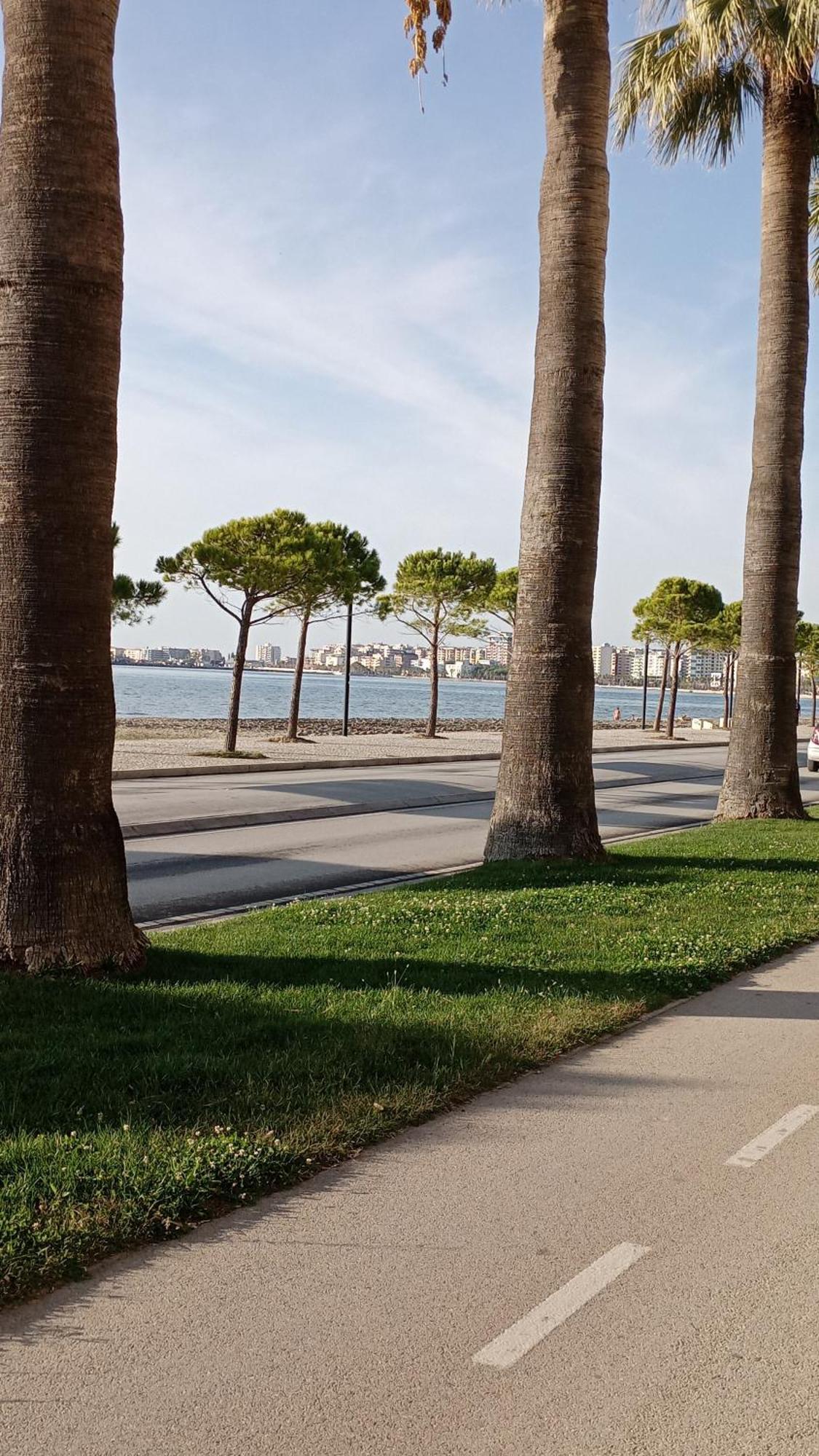 Sarah Appartamento Vlorë Esterno foto
