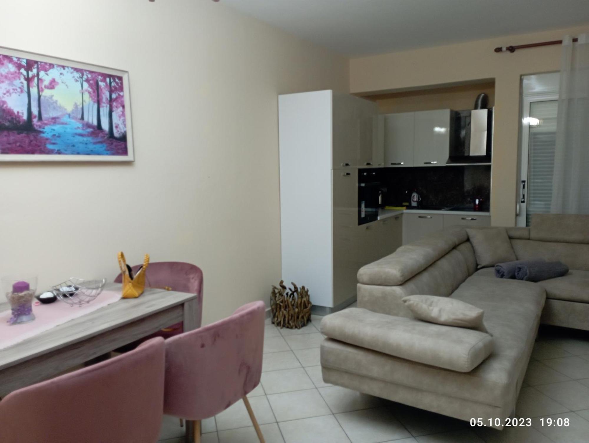 Sarah Appartamento Vlorë Esterno foto